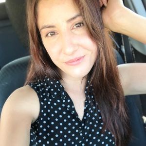 Meet your Posher, Angela